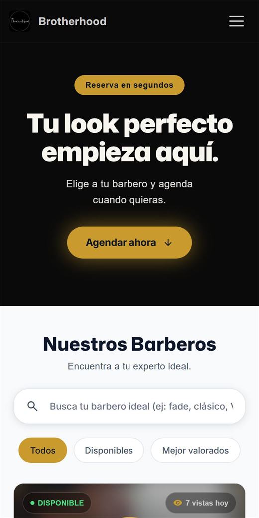 Página de reservas de Brotherhood en un celular: fondo negro, logo y botones dorados y el mensaje "Tu look perfecto empieza aquí"